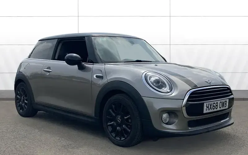 Used Mini Cooper Hatch 136 HP (100 kW) 2018 Hatchback