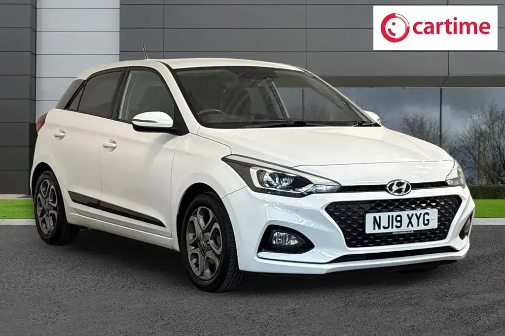 Used Hyundai i20 Premium 84 HP (61 kW) 2019 Hatchback