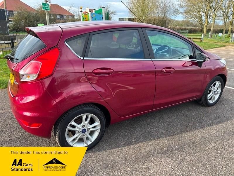 Used Ford Fiesta Zetec 2015 Red