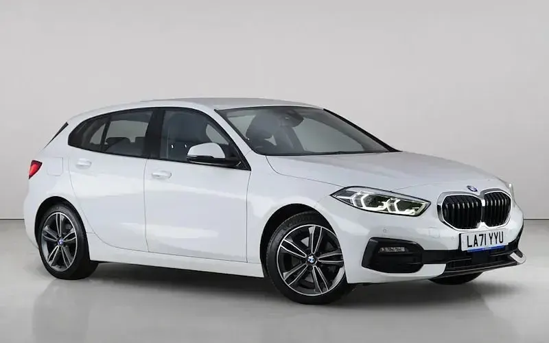 Used BMW 118 Sport Line 136 HP (100 kW) 2021 Hatchback