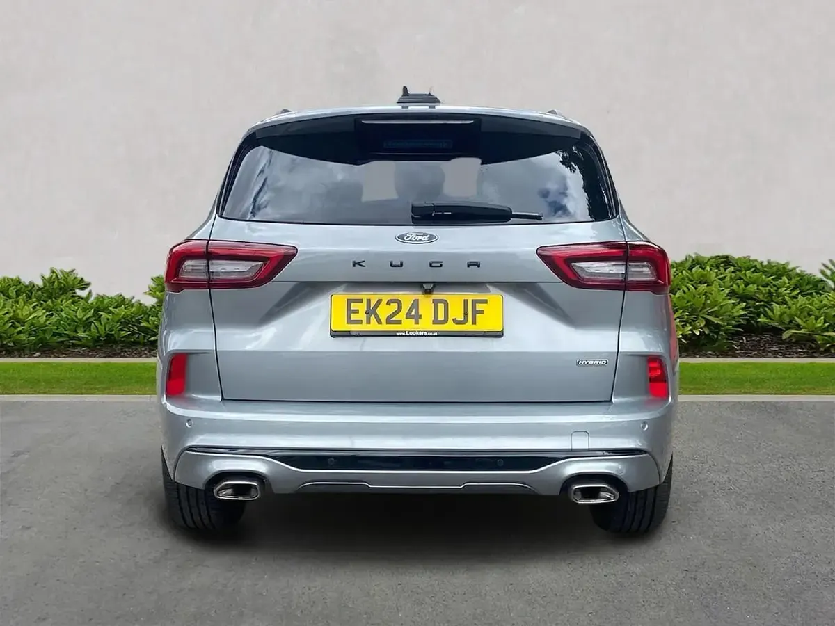 Used Ford Kuga ST-Line 180 HP (132 kW) 2024 Silver SUV