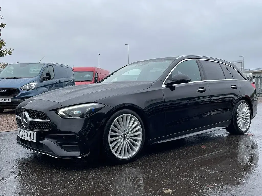 Used Mercedes C200 AMG Line Premium 224 HP (164 kW) 2022 Black Estate