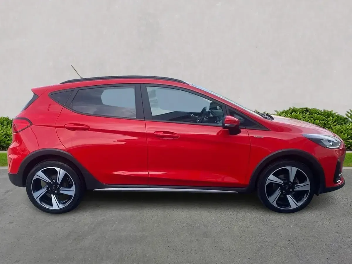 Used Ford Fiesta Active 100 HP (73 kW) 2023 Red Hatchback