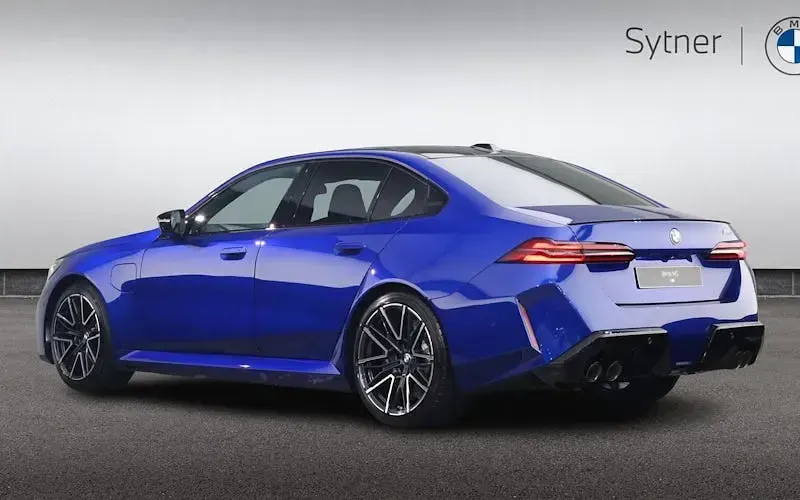 New BMW M5 727 HP (534 kW) 2026 Sedan