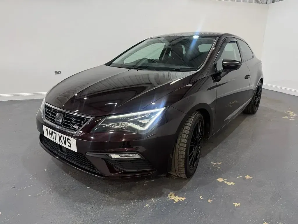 Used Seat Leon FR 150 HP (110 kW) 2017 Purple Coupe