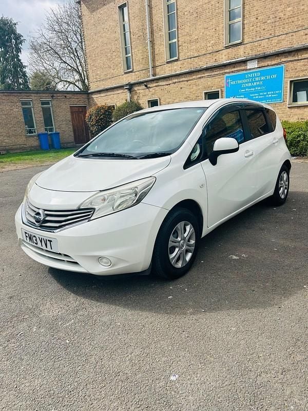 Used Nissan Note 2013 White Hatchback