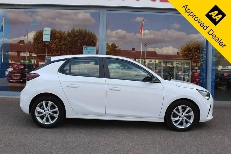 Used Vauxhall Corsa S 100 HP (73 kW) 2020 White Hatchback