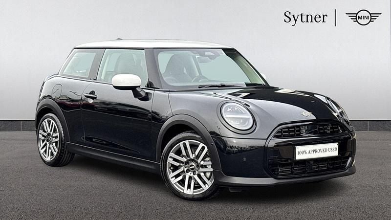 Used Mini Cooper Hatch 154 HP (113 kW) 2025 Black Hatchback