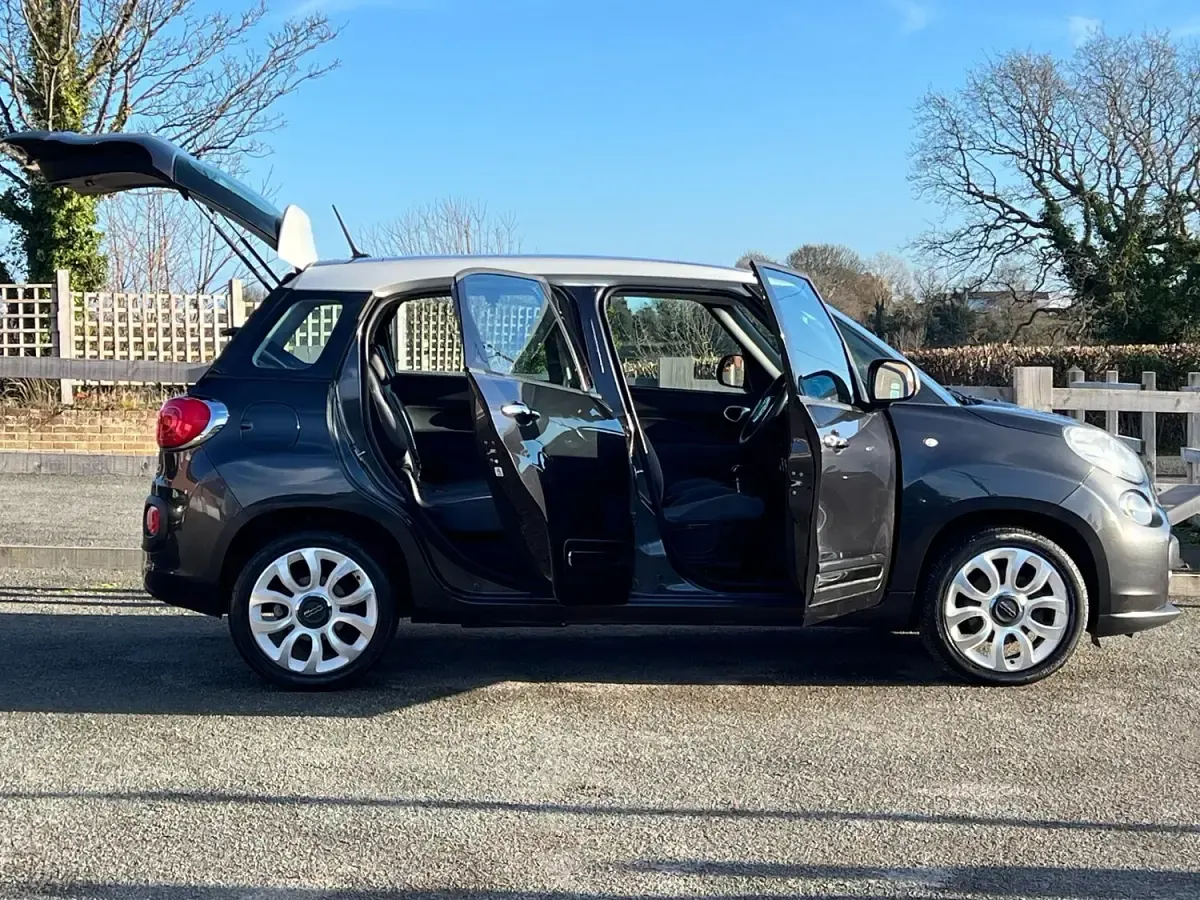 Used Fiat 500L Lounge 105 HP (77 kW) 2013 Grey MPV