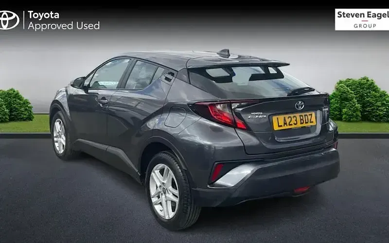 Used Toyota C-HR 122 HP (89 kW) 2023 Grey SUV