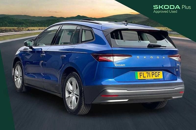 Used Skoda Enyaq iV Lounge 131 kW (179 HP) 2021 Race blue metallic SUV