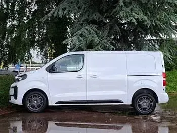 New Vauxhall Vivaro 2026 White MPV
