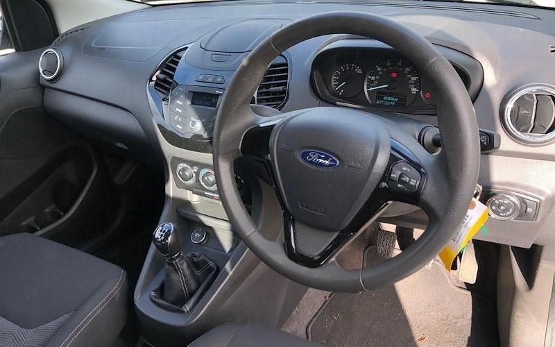 Used Ford Ka Plus Studio 69 HP (50 kW) 2017 Silver Hatchback
