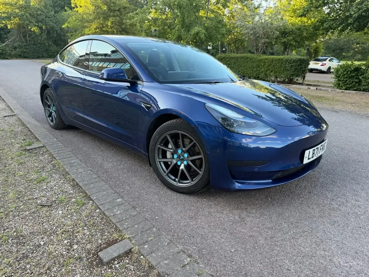 Used Tesla Model 3 Standard Range 366 kW (498 HP) 2021 Blue Sedan