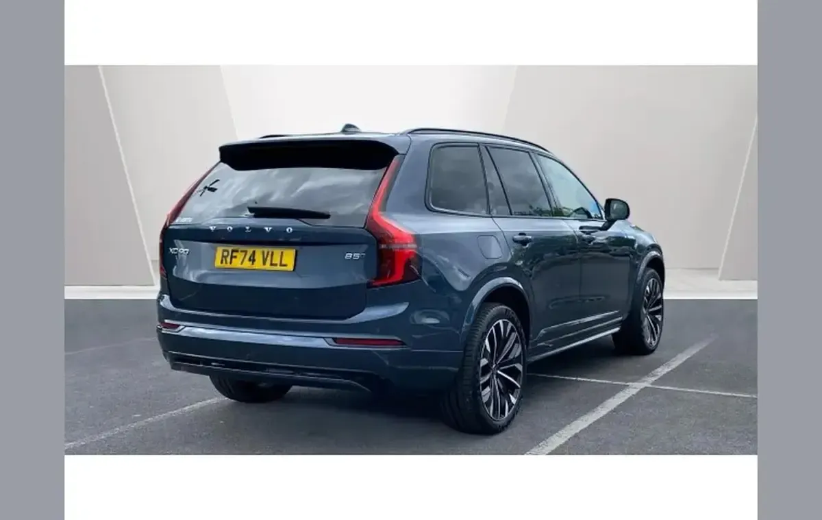 Used Volvo XC90 Ultra 455 HP (334 kW) 2025 Blue SUV