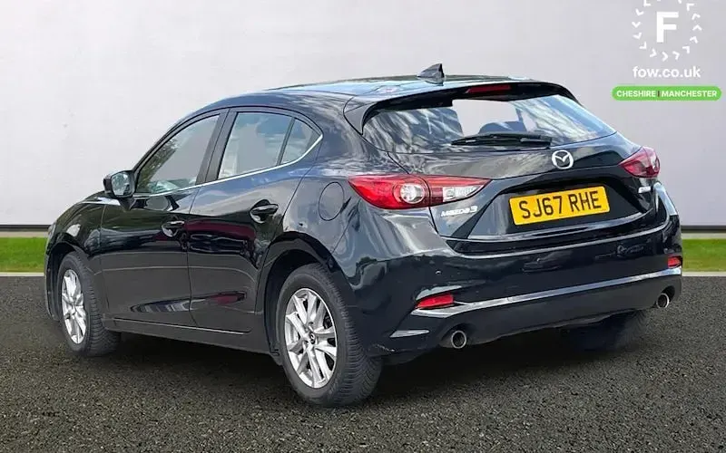 Used Mazda 3 120 HP (88 kW) 2017 Black Hatchback