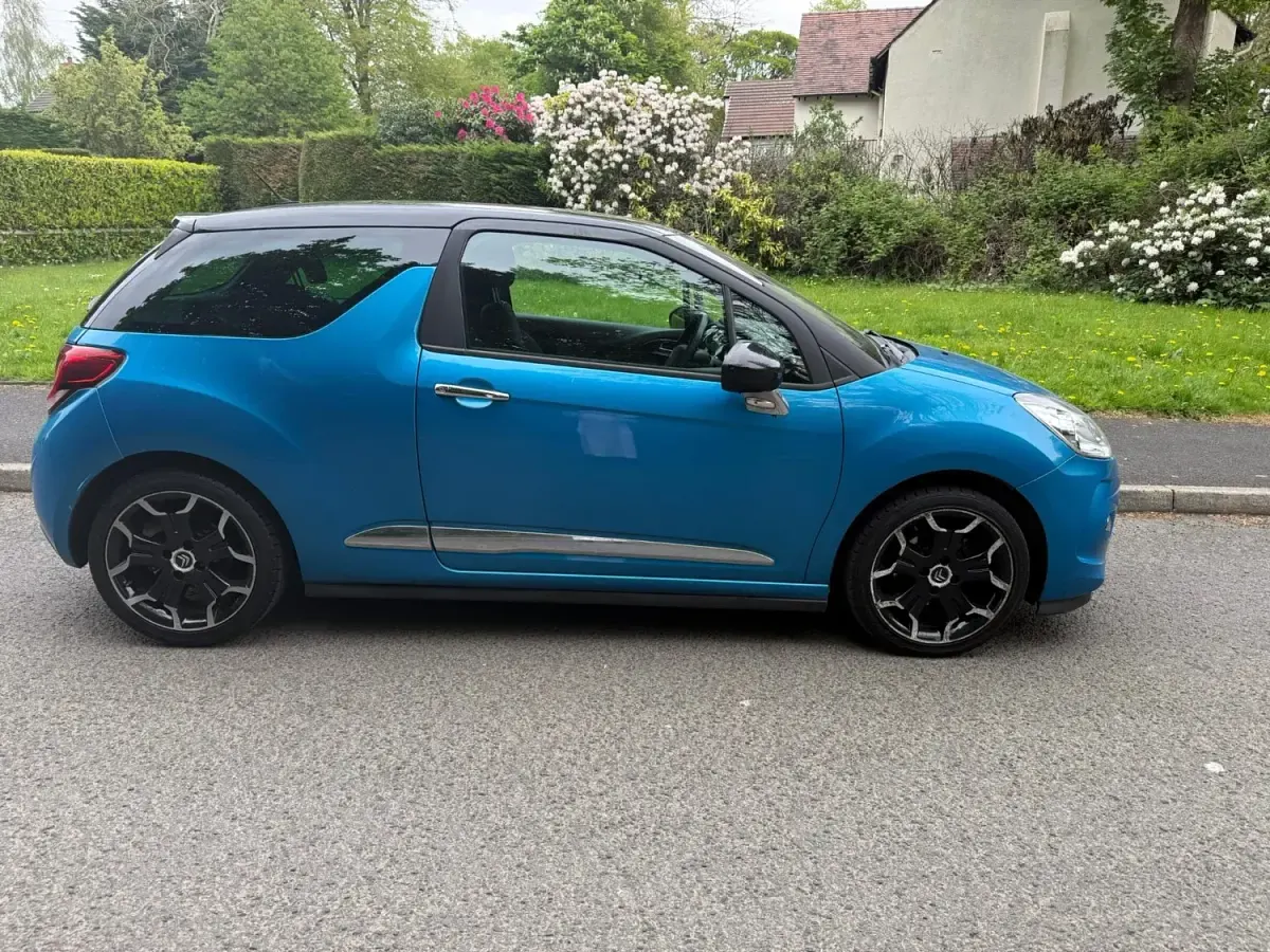 Używany Citroën DS3 2012 Niebieski Hatchback