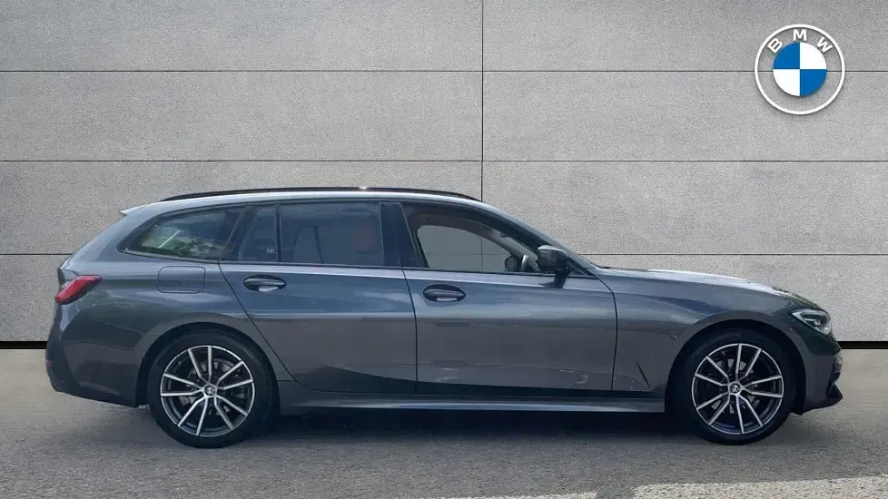 Used BMW 320 Sport Line 184 HP (135 kW) 2021 Grey Estate