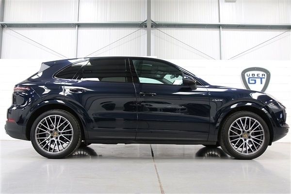 Blue Used 2021 Porsche Cayenne SUV | £57,950 (Good price) - Image 1/1