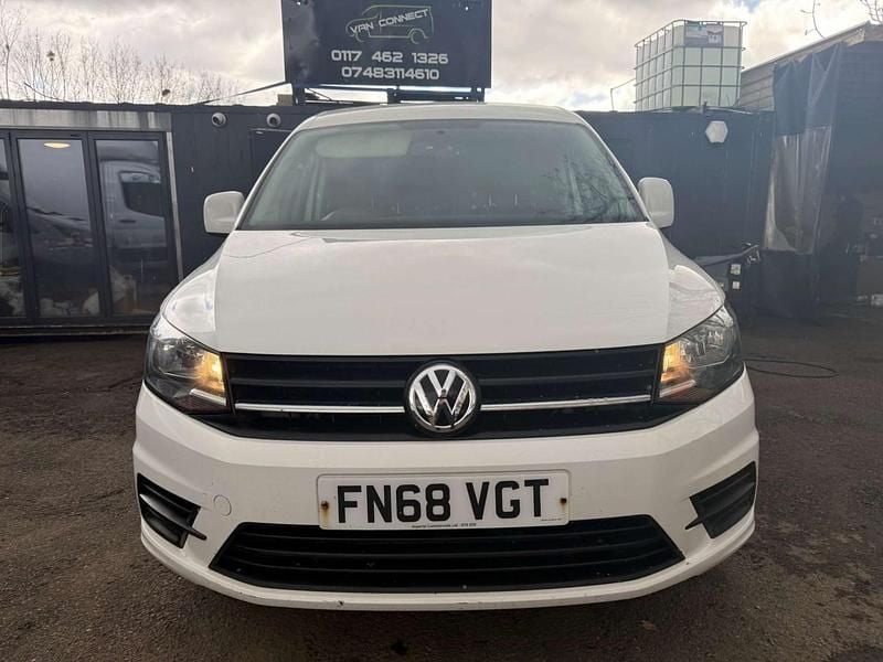 Used VW Caddy Trendline 102 HP (75 kW) 2018 White MPV