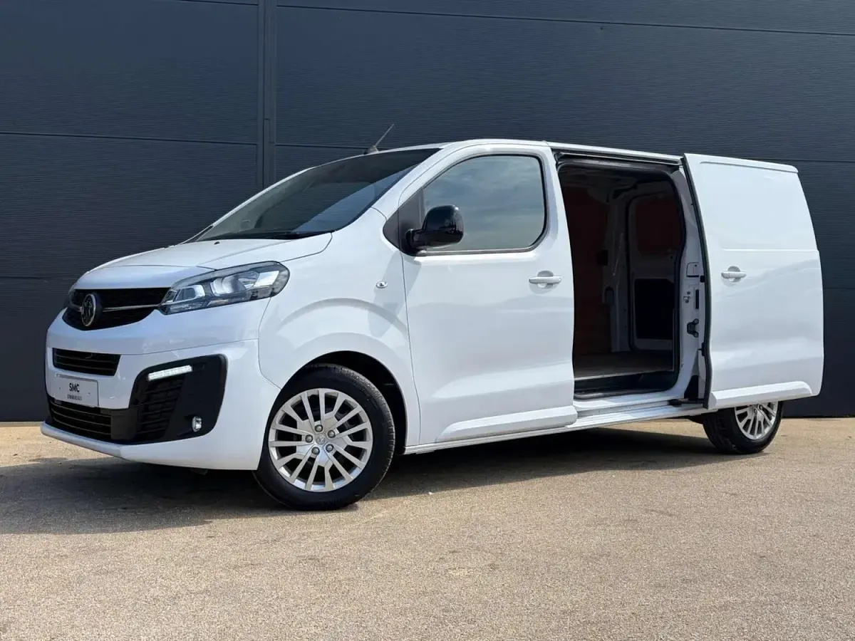 Usado Vauxhall Vivaro S 2023 Branco Monovolume