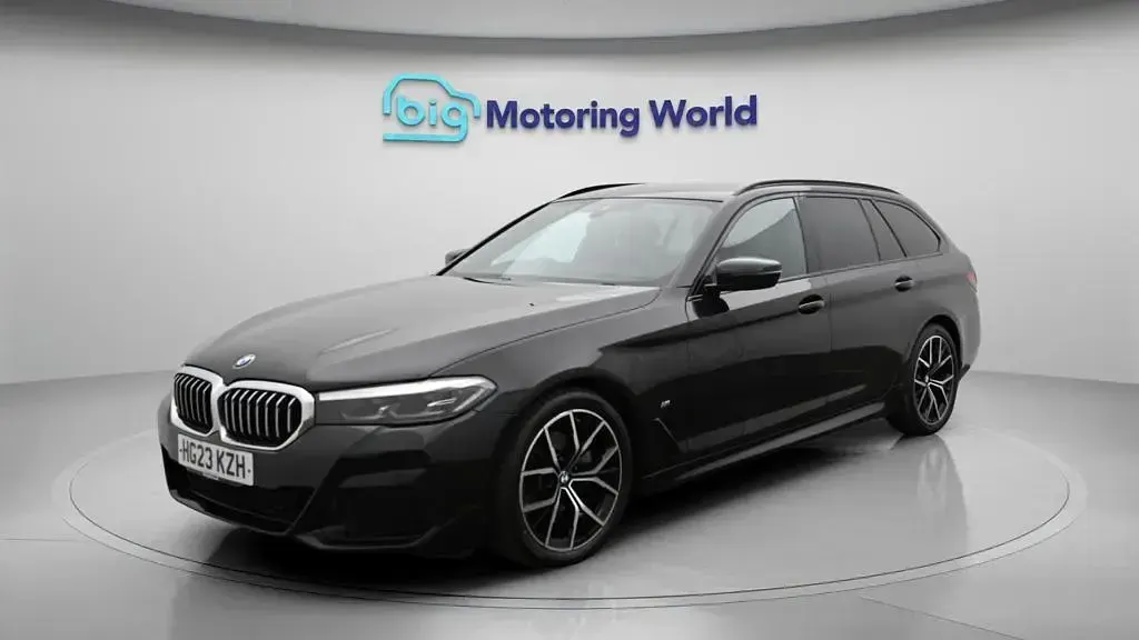 Used BMW 520 M Sport 184 HP (135 kW) 2023 Black Estate