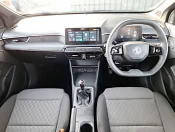 Used MG MG3 SE 115 HP (84 kW) 2025 Silver Hatchback