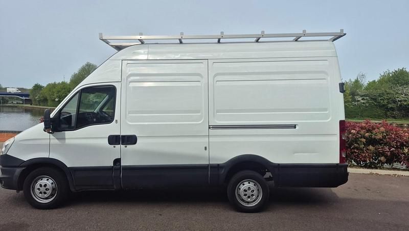 Begagnad Iveco Daily 2012 Vit Van