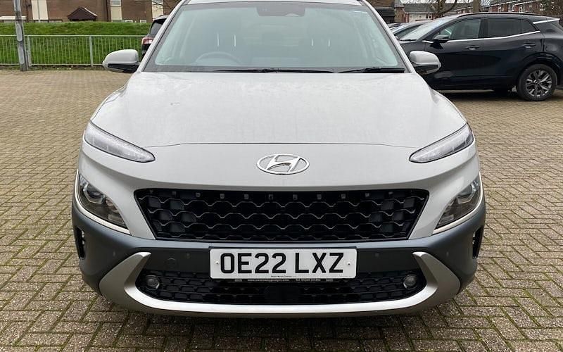 Used Hyundai Kona Premium 141 HP (103 kW) 2022 Grey SUV