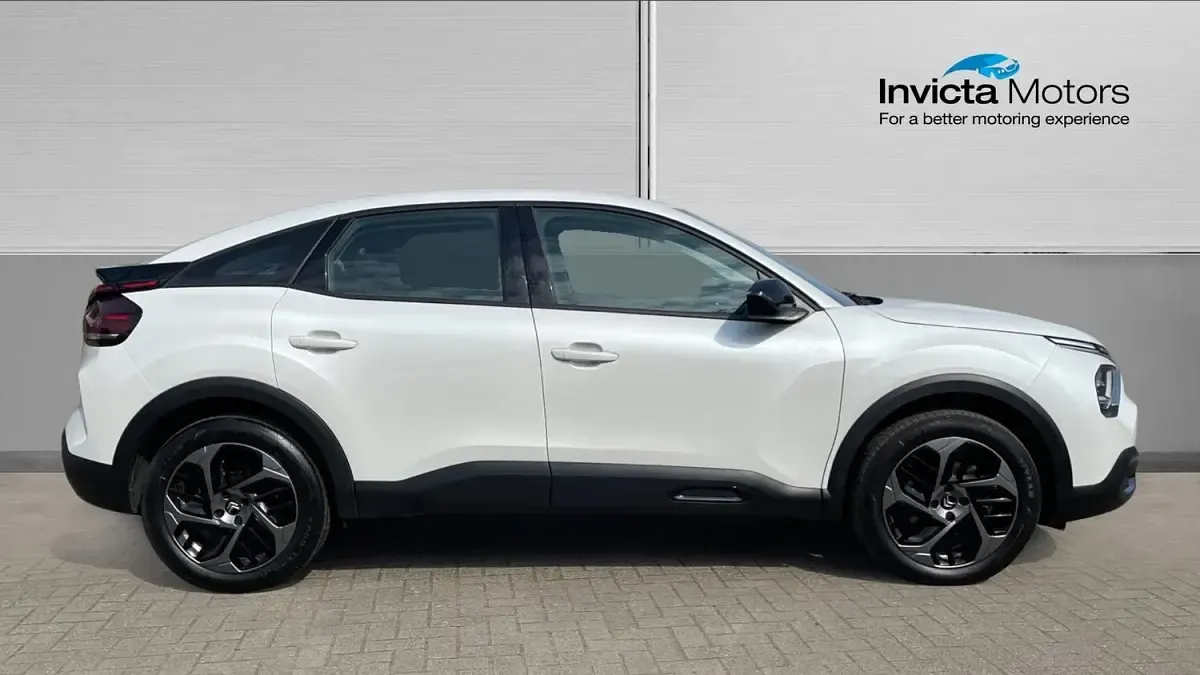 Used Citroën C4 PureTech 131 HP (96 kW) 2024 White SUV