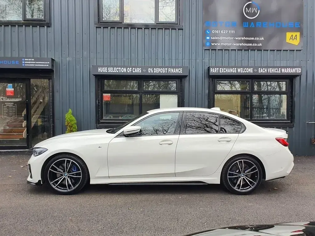 Usado BMW 320 M Sport 184 HP (135 kW) 2022 Branco Sedan