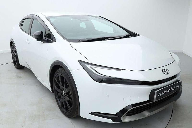 White Used 2024 Toyota Prius Hatchback | £31,879 - Image 1/4