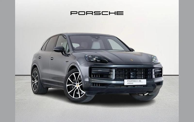 Used Porsche Cayenne 464 HP (341 kW) 2024 Grey SUV