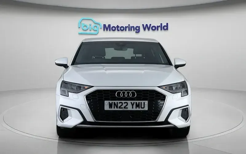 Used Audi A3 Sportback Sport 116 HP (85 kW) 2018 Hatchback