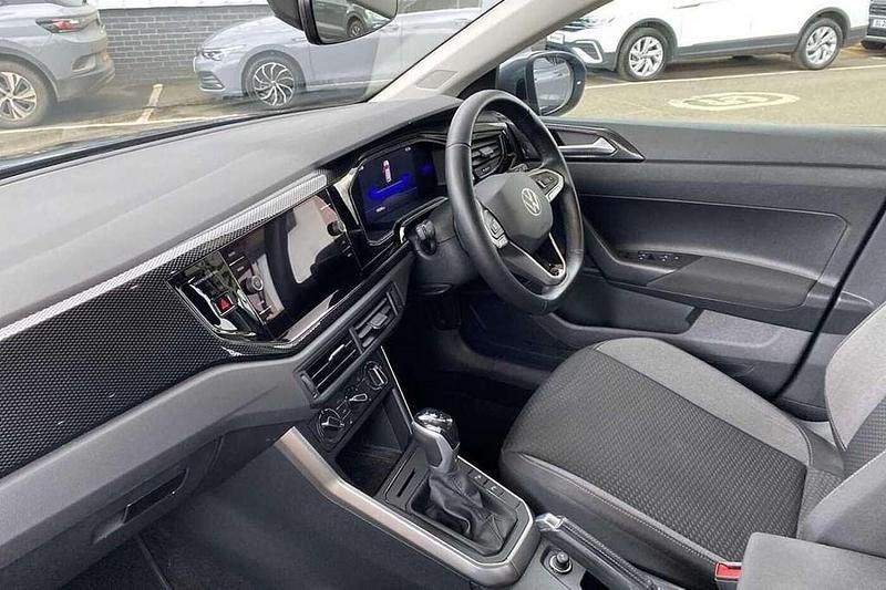 Used VW Taigo Life 110 HP (80 kW) 2022 Grey SUV