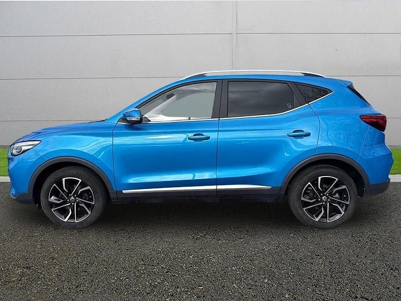 Used MG MG3 106 HP (77 kW) 2022 Blue Hatchback