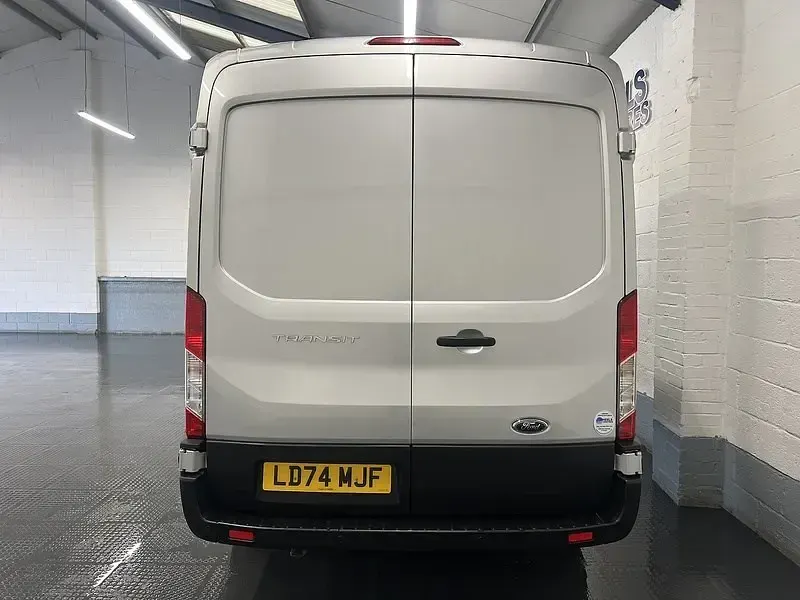 Usado Ford Transit Trend 130 CV (95 kW) 2024 Plateado Van