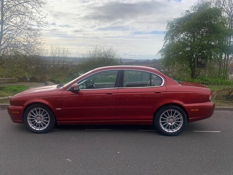 Used Jaguar X-type SE 2008 Red Sedan