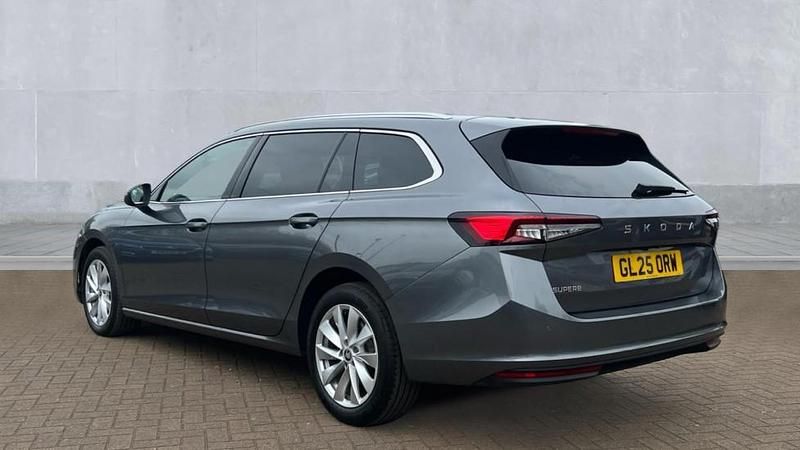 Used Skoda Superb SE Technology 150 HP (110 kW) 2025 Grey Estate