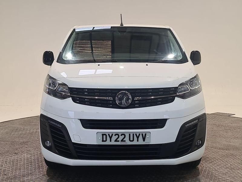 Used Vauxhall Vivaro Sportive 100 HP (73 kW) 2022 White MPV