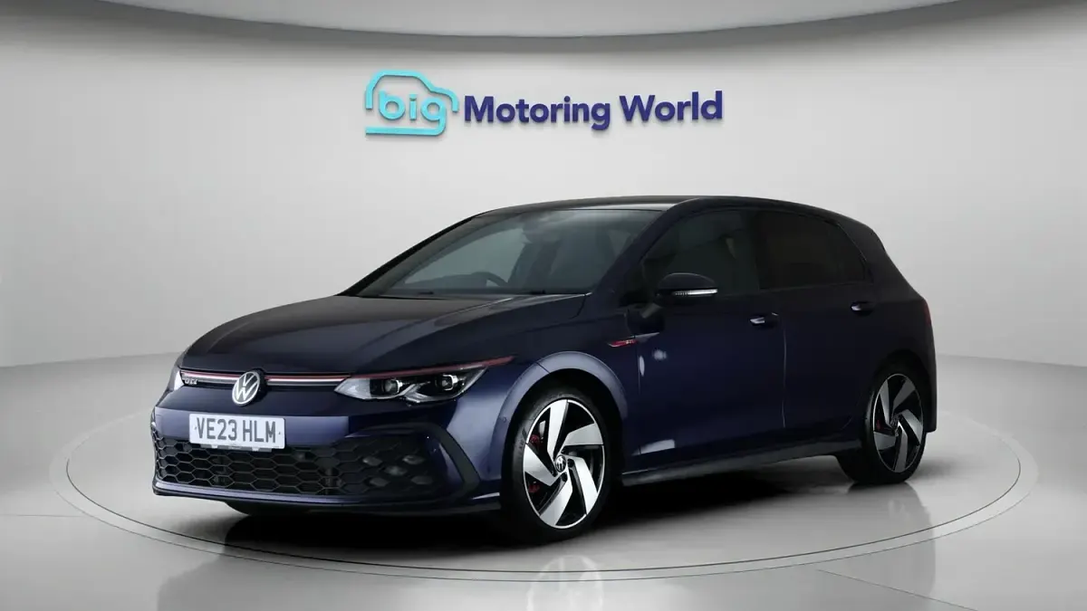 Used VW Golf VIII GTI 245 HP (180 kW) 2023 Blue Hatchback