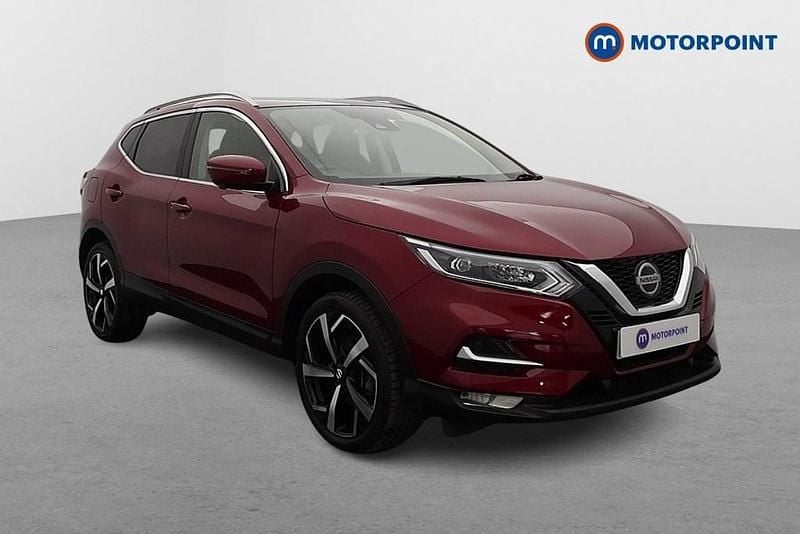 Red Used 2021 Nissan Qashqai N-Motion SUV | £16,149 (Fair price) - Image 1/4