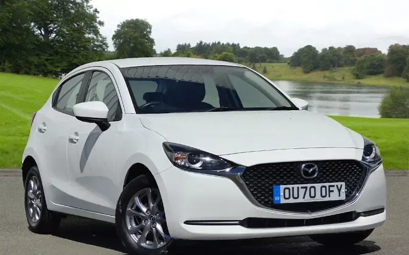 Begagnad Mazda 2 75 HK (55 kW) 2023 Halvkombi