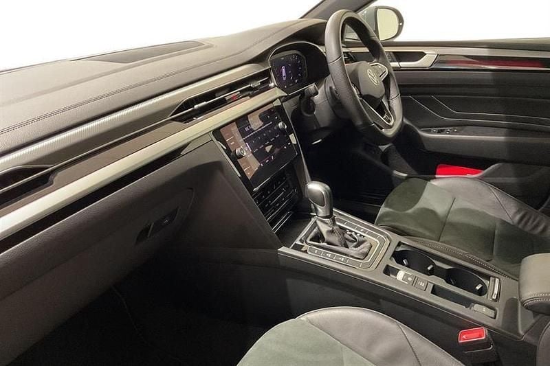 Used VW Arteon R-line 218 HP (160 kW) 2024 Grey Estate