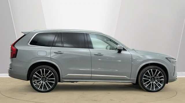 Used Volvo XC90 Ultra 250 HP (183 kW) 2025 Grey SUV