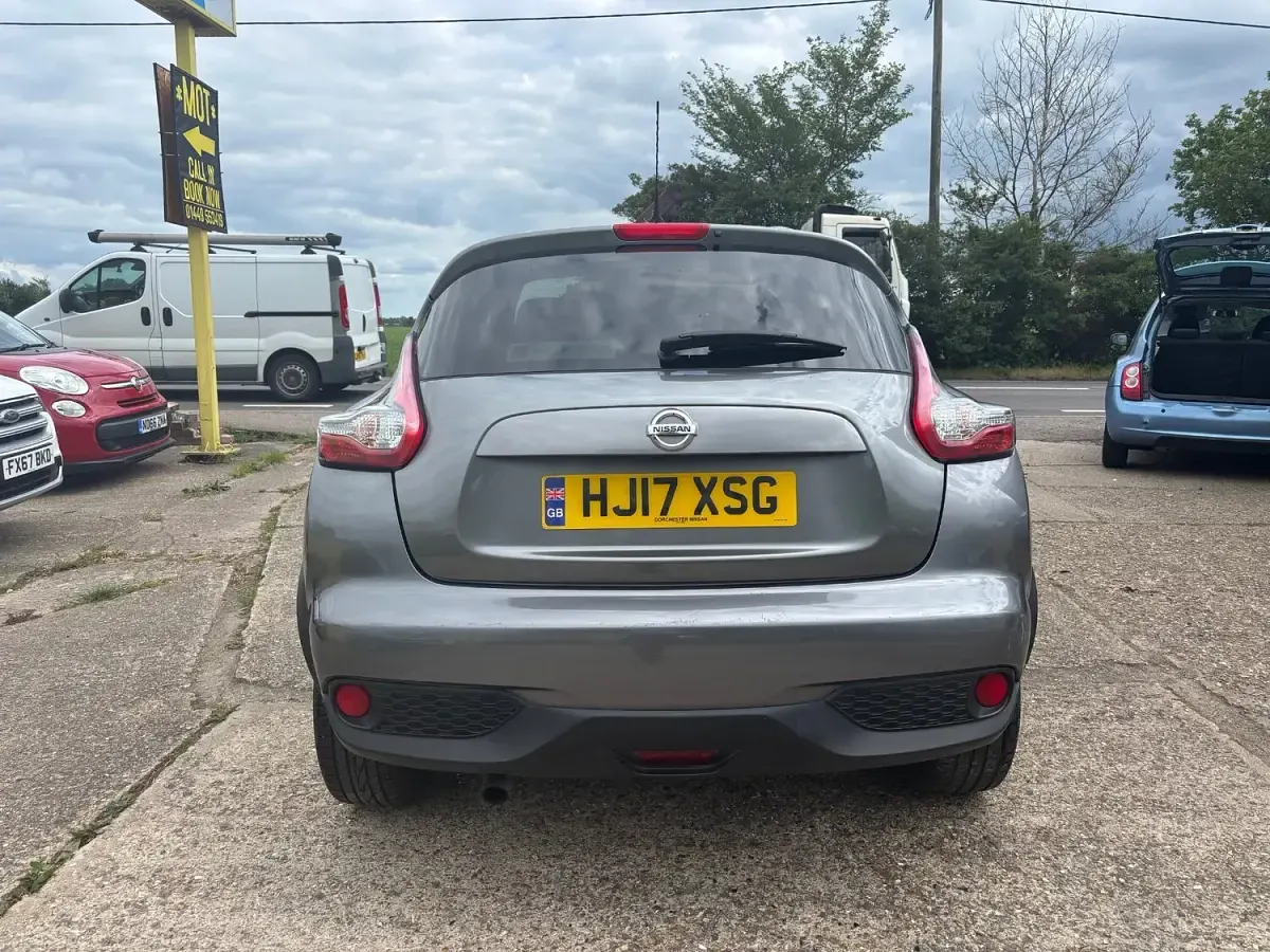 Used Nissan Juke Tekna 115 HP (84 kW) 2017 Grey SUV