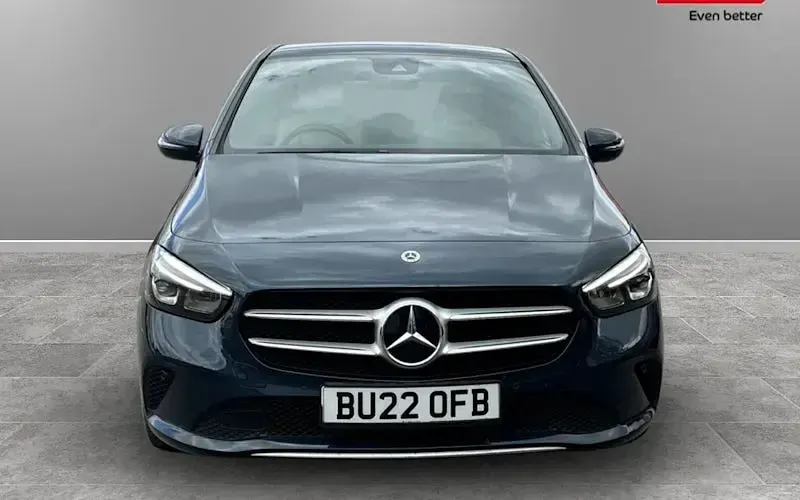Used Mercedes B200 Executive 163 HP (119 kW) 2022 MPV