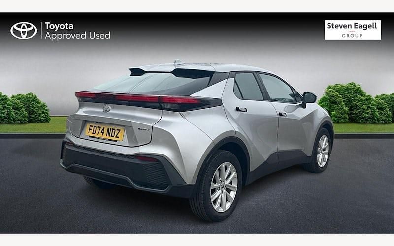 Used Toyota C-HR 140 HP (102 kW) 2026 SUV