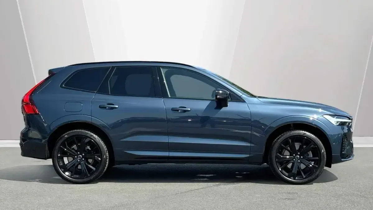Used Volvo XC60 Plus 247 HP (181 kW) 2026 SUV