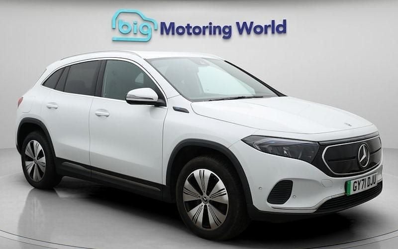 Used Mercedes EQA250 139 kW (190 HP) 2021 White SUV